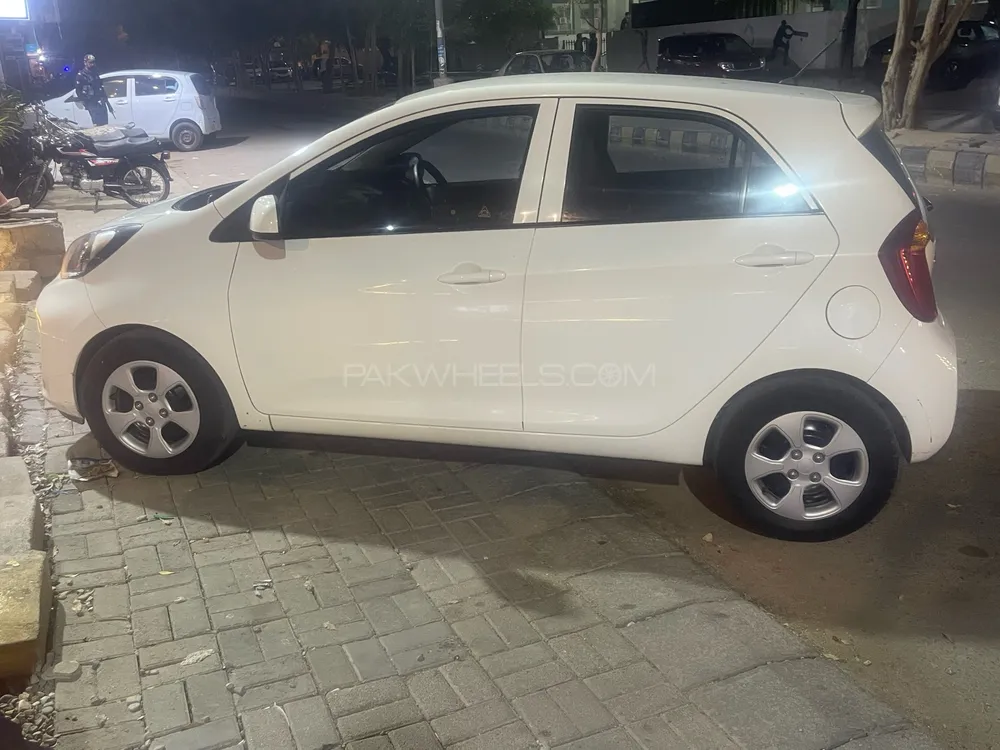 KIA Picanto 2022 for Sale in Karachi Image-1