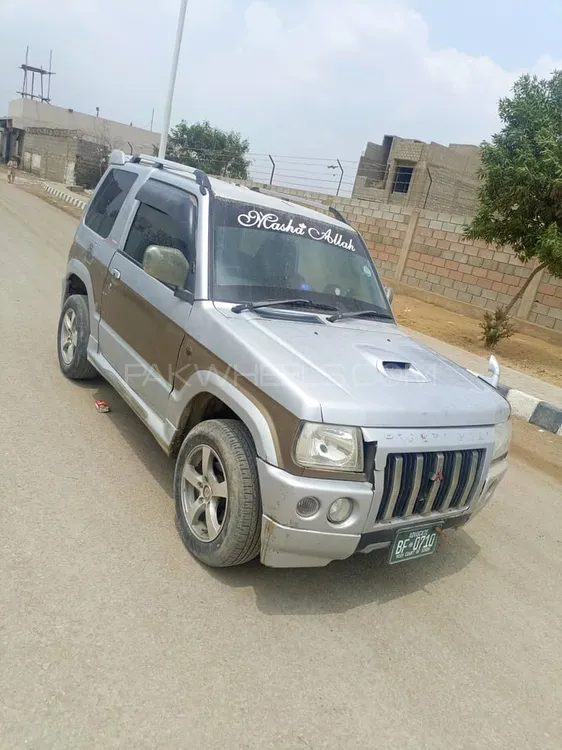 Mitsubishi Pajero Mini 2008 for Sale in Karachi Image-1