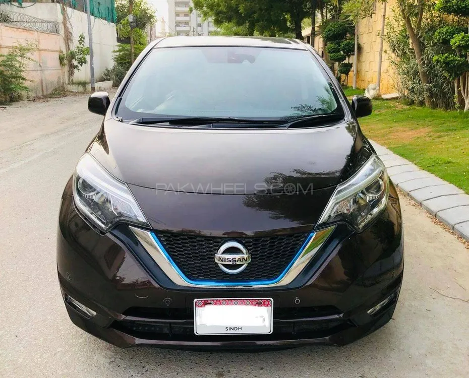 Nissan Note 2017 for Sale in Karachi Image-1