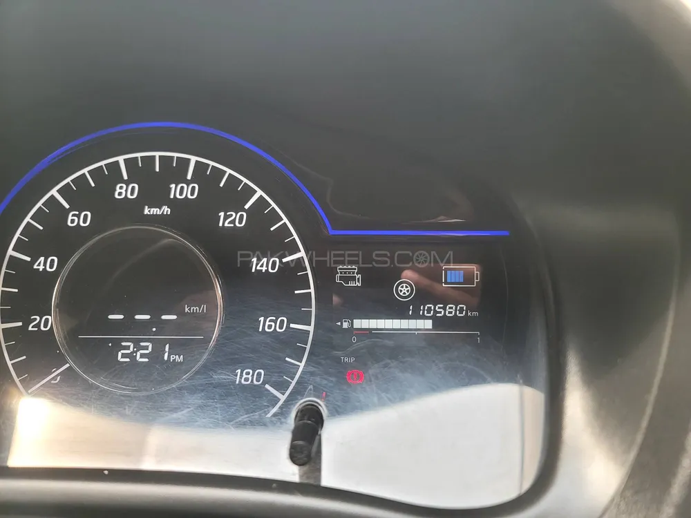 Nissan Note 2019 for Sale in Lahore Image-1
