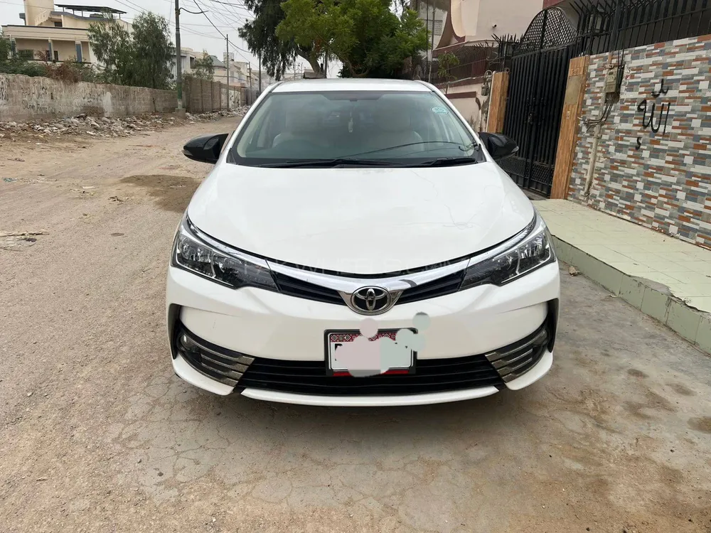 Toyota Corolla 2018 for Sale in Karachi Image-1