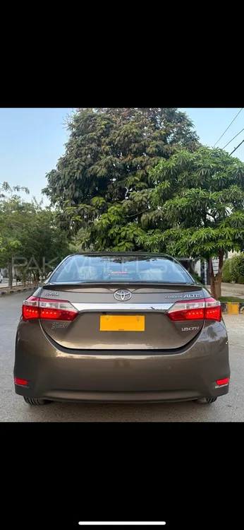 Toyota Corolla 2014 for Sale in Karachi Image-1