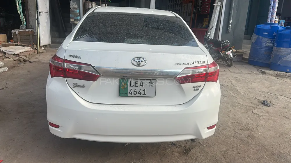 ٹویوٹا کرولا 2015 for Sale in سیالکوٹ Image-1