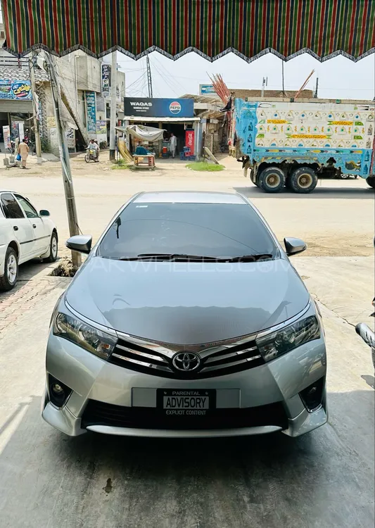 Toyota Corolla 2015 for Sale in Islamabad Image-1