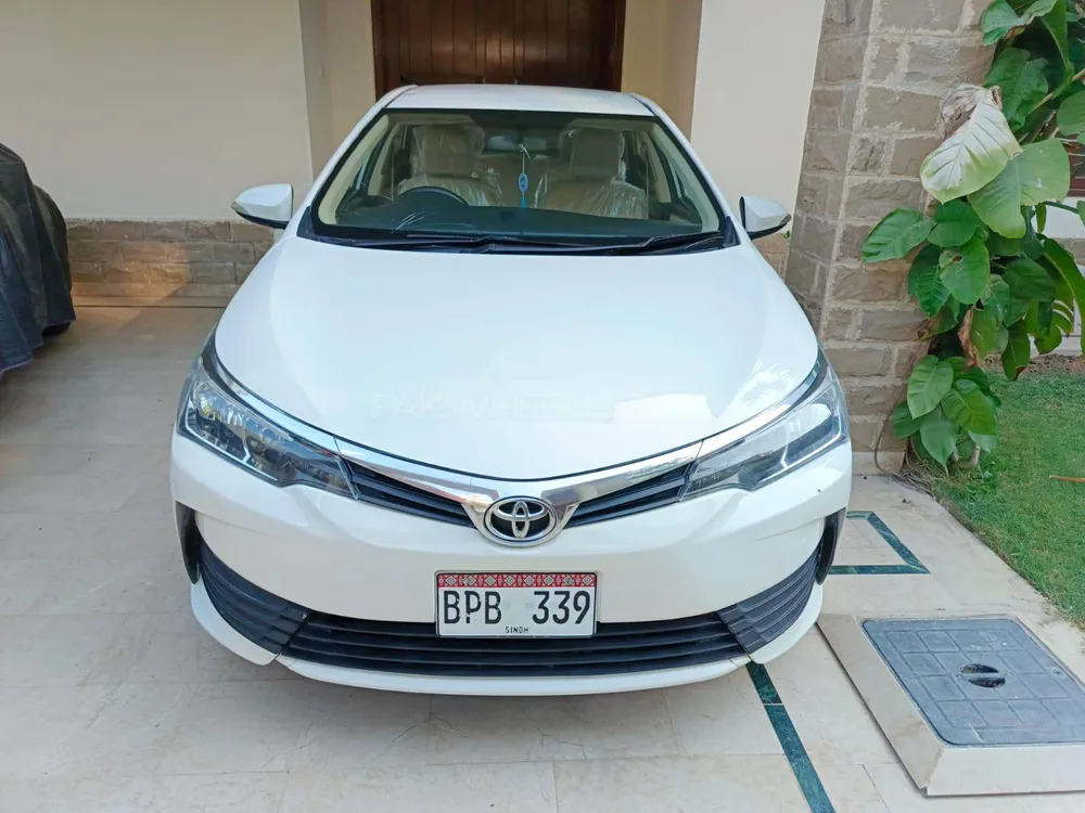Toyota Corolla 2018 for Sale in Karachi Image-1