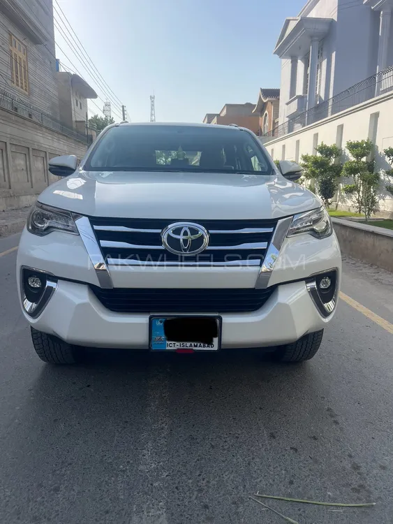 Toyota Fortuner 2020 for Sale in Faisalabad Image-1