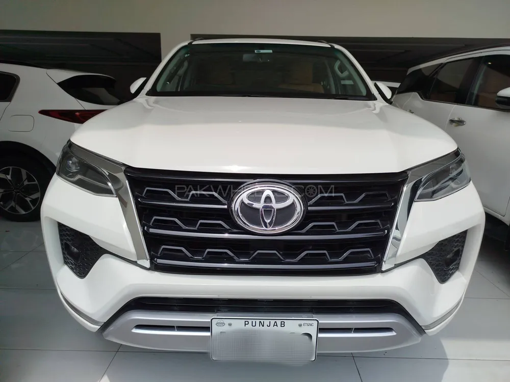 Toyota Fortuner 2021 for Sale in Multan Image-1