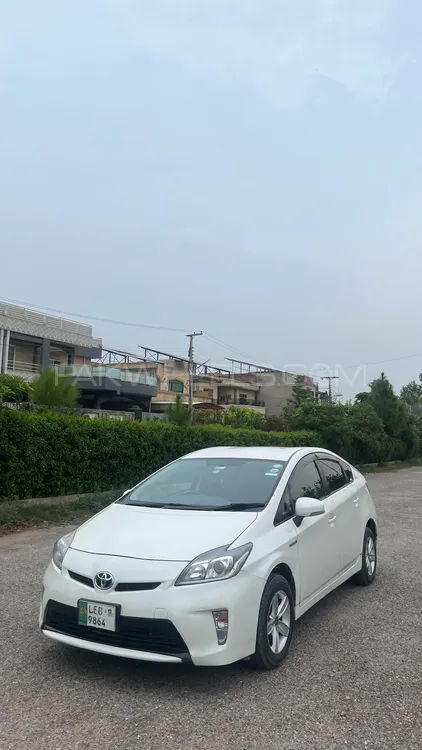 ٹویوٹا پریوس 2012 for Sale in پشاور Image-1