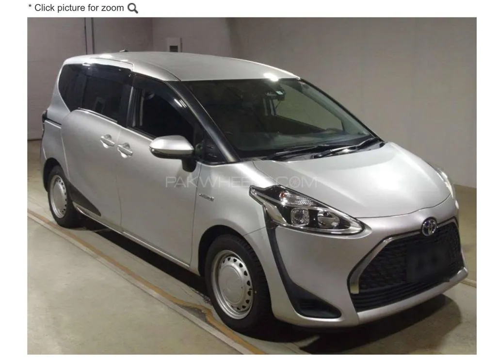 Toyota Sienta 2019 for Sale in Hassan abdal Image-1