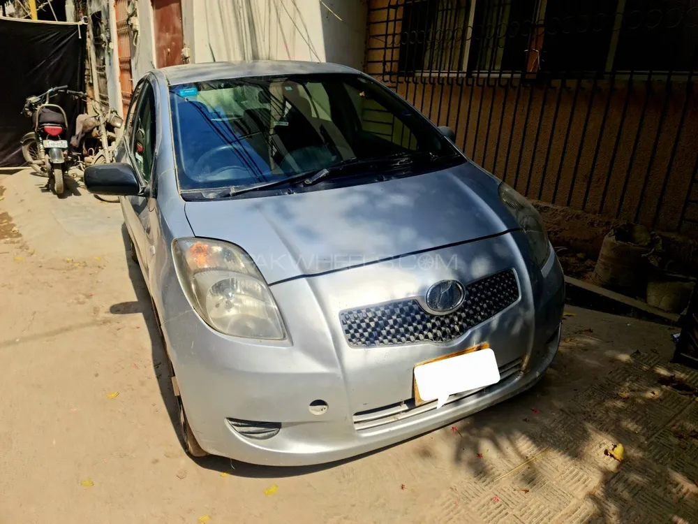Toyota Vitz 2006 for Sale in Karachi Image-1