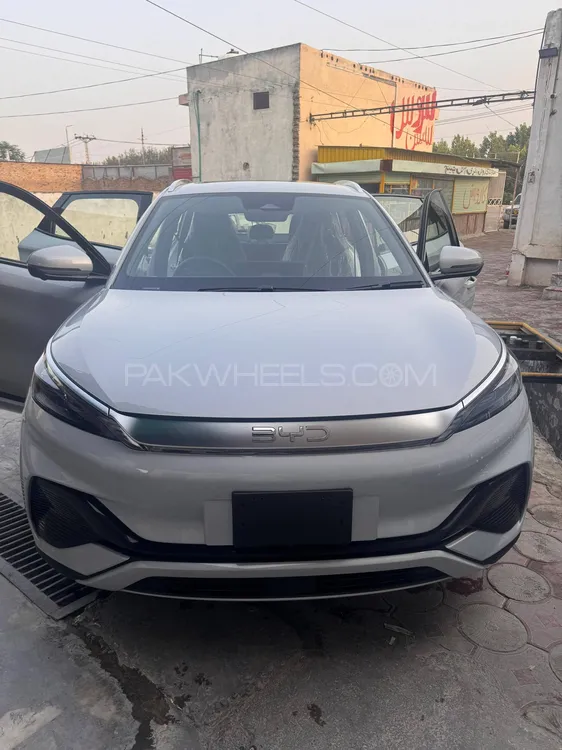 BYD Atto 3 2025 for Sale in Peshawar Image-1