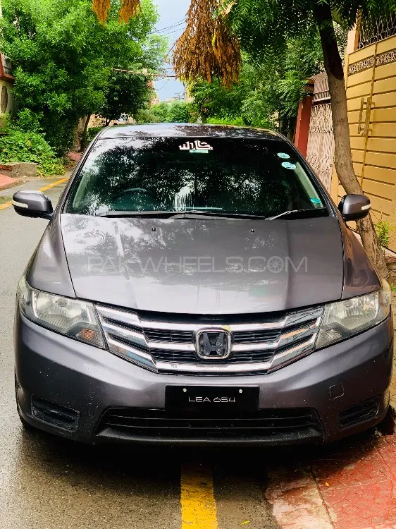 Honda City 2014 for Sale in Faisalabad Image-1