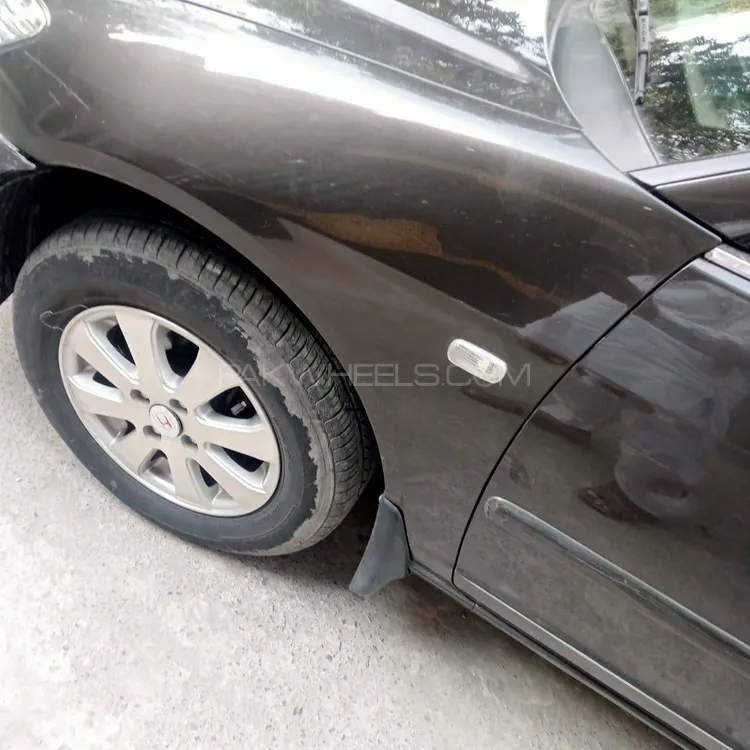 Honda Civic 2004 for Sale in Lahore Image-1