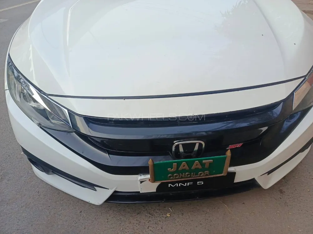 Honda Civic 2016 for Sale in Multan Image-1