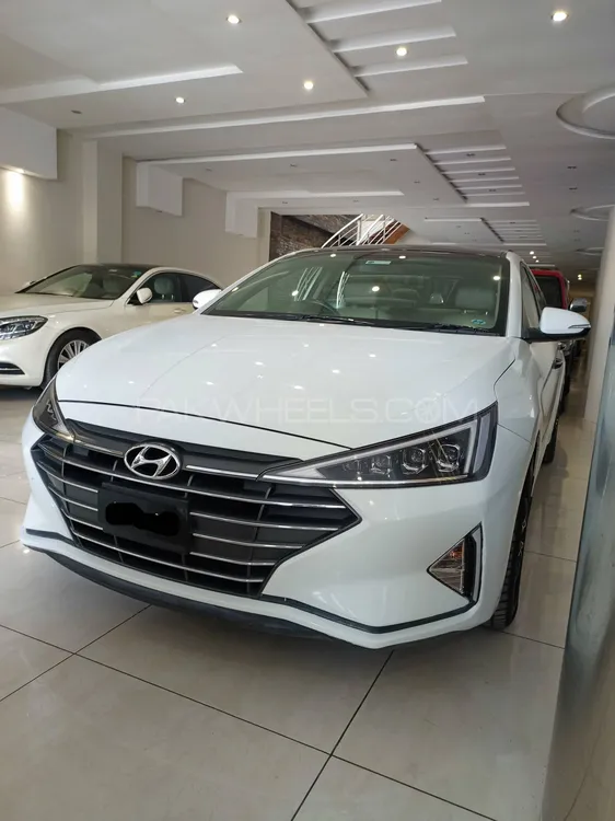 Hyundai Elantra 2023 for Sale in Lahore Image-1