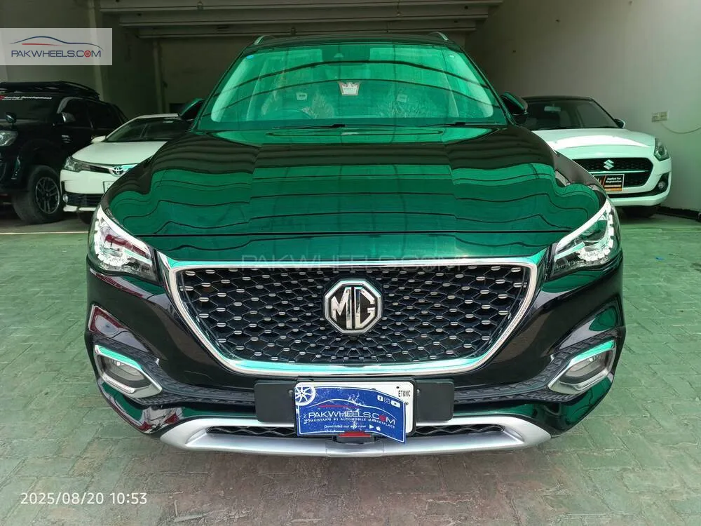 MG HS 2023 for Sale in Multan Image-1