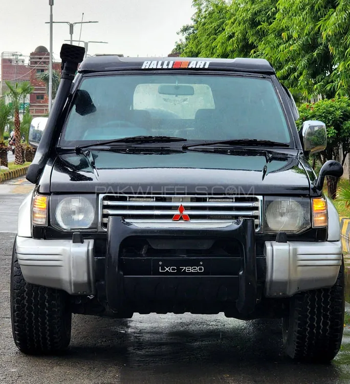 Mitsubishi Pajero 1991 for Sale in Lahore Image-1