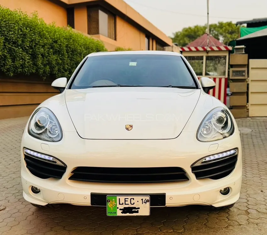 Porsche Cayenne 2014 for Sale in Lahore Image-1