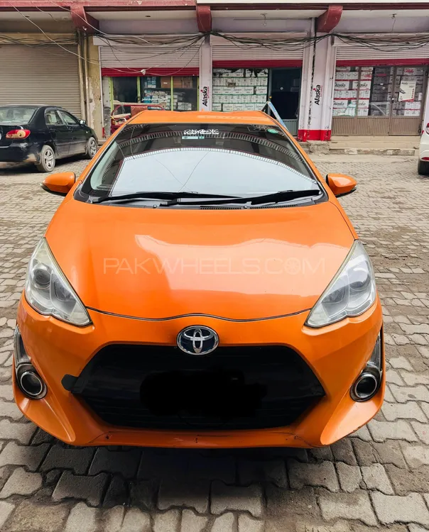 ٹویوٹا اکوا 2015 for Sale in پشاور Image-1