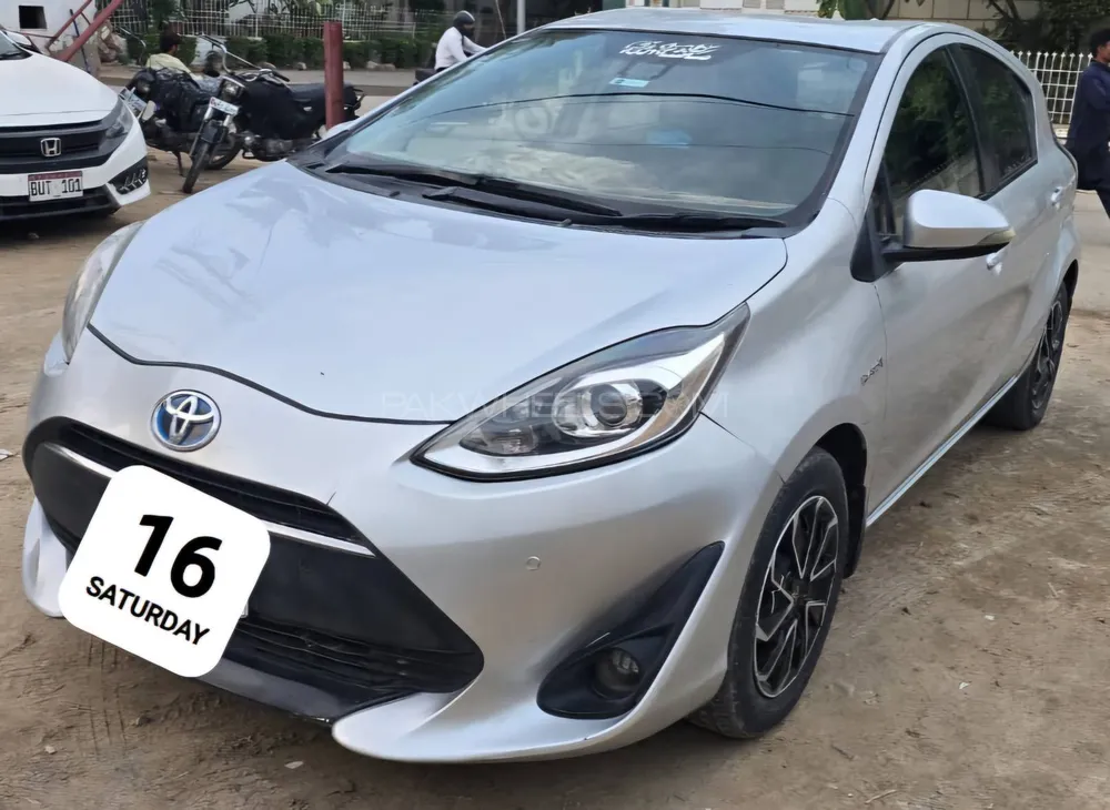 Toyota Aqua 2018 for Sale in Karachi Image-1