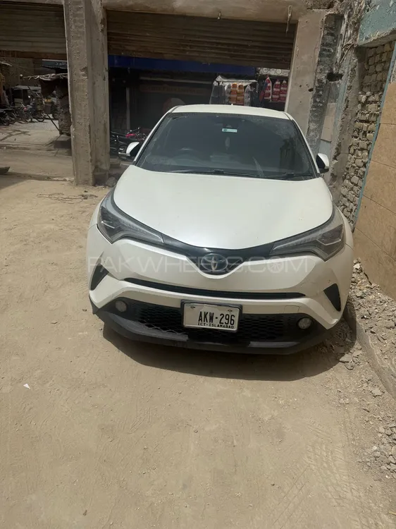Toyota C-HR 2017 for Sale in Quetta Image-1