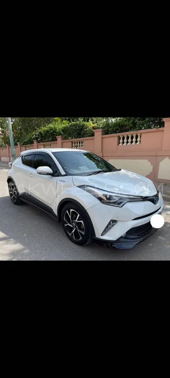 Toyota C-HR 2017 for Sale in Karachi Image-1