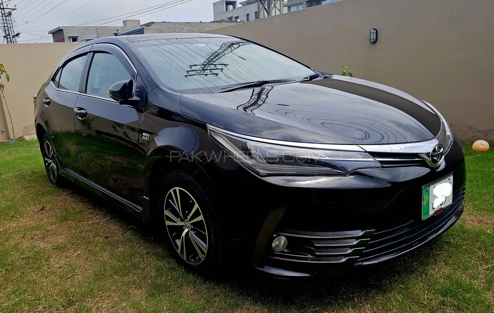 Toyota Corolla 2019 for Sale in Lahore Image-1