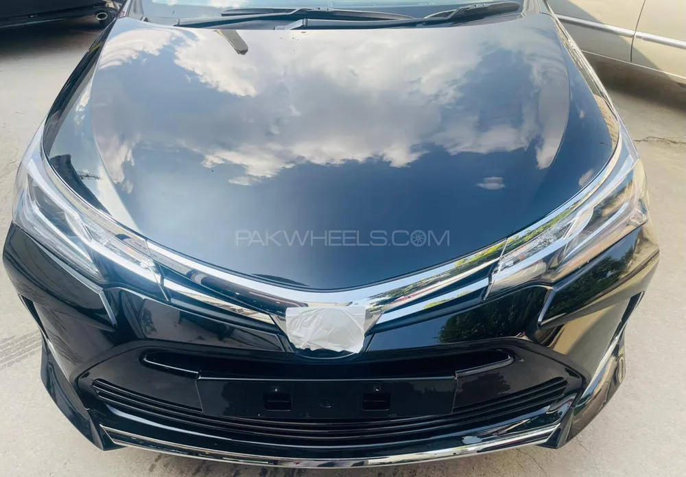 Toyota Corolla 2025 for Sale in Islamabad Image-1