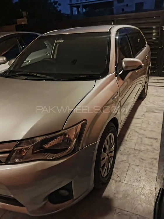 Toyota Corolla Fielder 2014 for Sale in Islamabad Image-1
