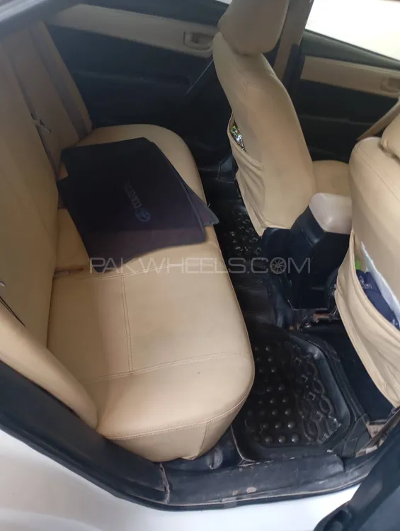 Toyota Corolla 2015 for Sale in Sargodha Image-1