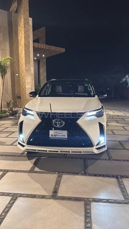 Toyota Fortuner 2017 for Sale in Gujranwala Image-1