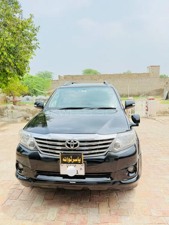 Toyota Fortuner 2015 for Sale in Khushab Image-1