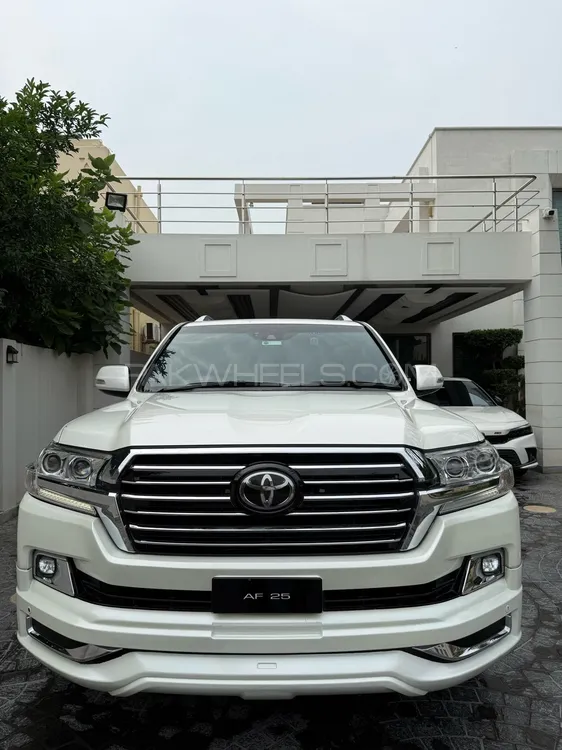 Toyota Land Cruiser 2015 for Sale in Lahore Image-1