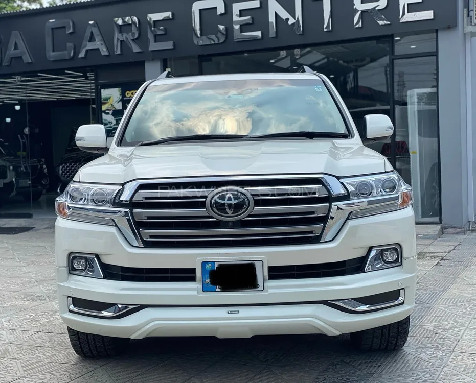 Toyota Land Cruiser 2019 for Sale in Islamabad Image-1