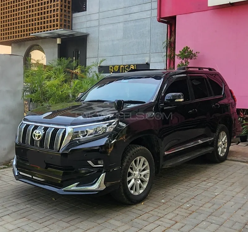 Toyota Prado 2010 for Sale in Islamabad Image-1