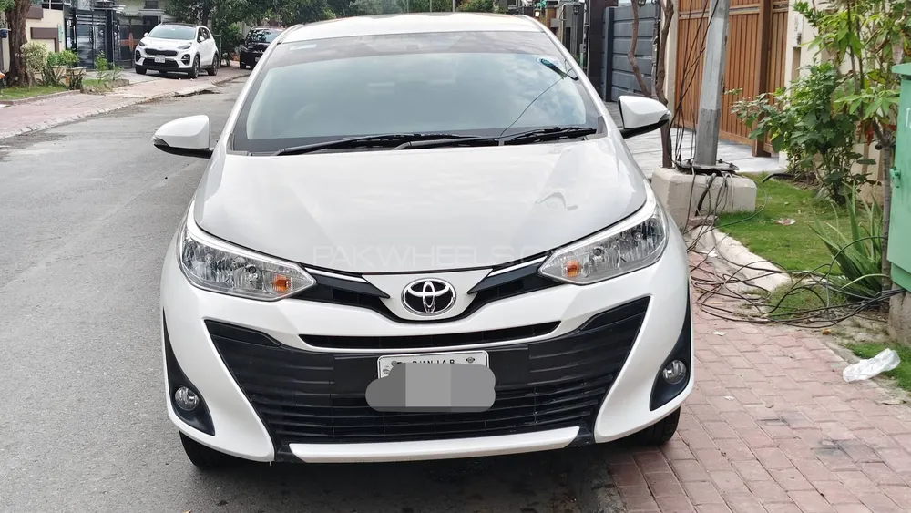Toyota Yaris Sedan 2022 for Sale in Lahore Image-1