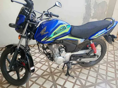 Honda CB 125F 2025