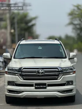 Toyota Land Cruiser AX 2012