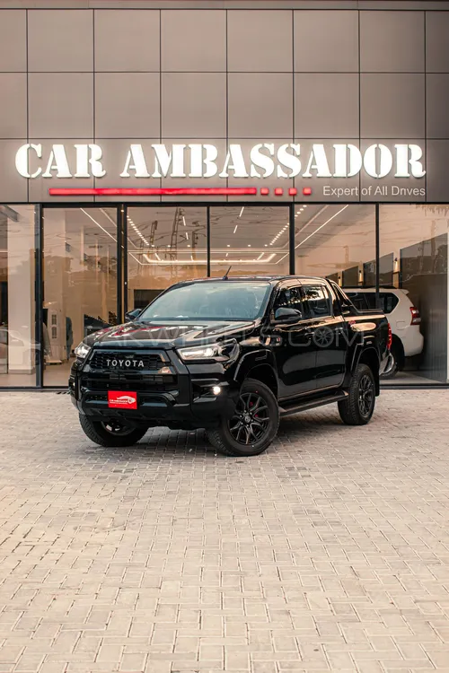 Toyota Hilux 2025 for Sale in Islamabad Image-1
