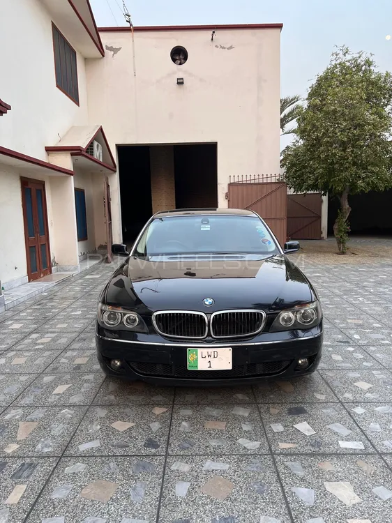 BMW 7 Series 2005 for Sale in Faisalabad Image-1