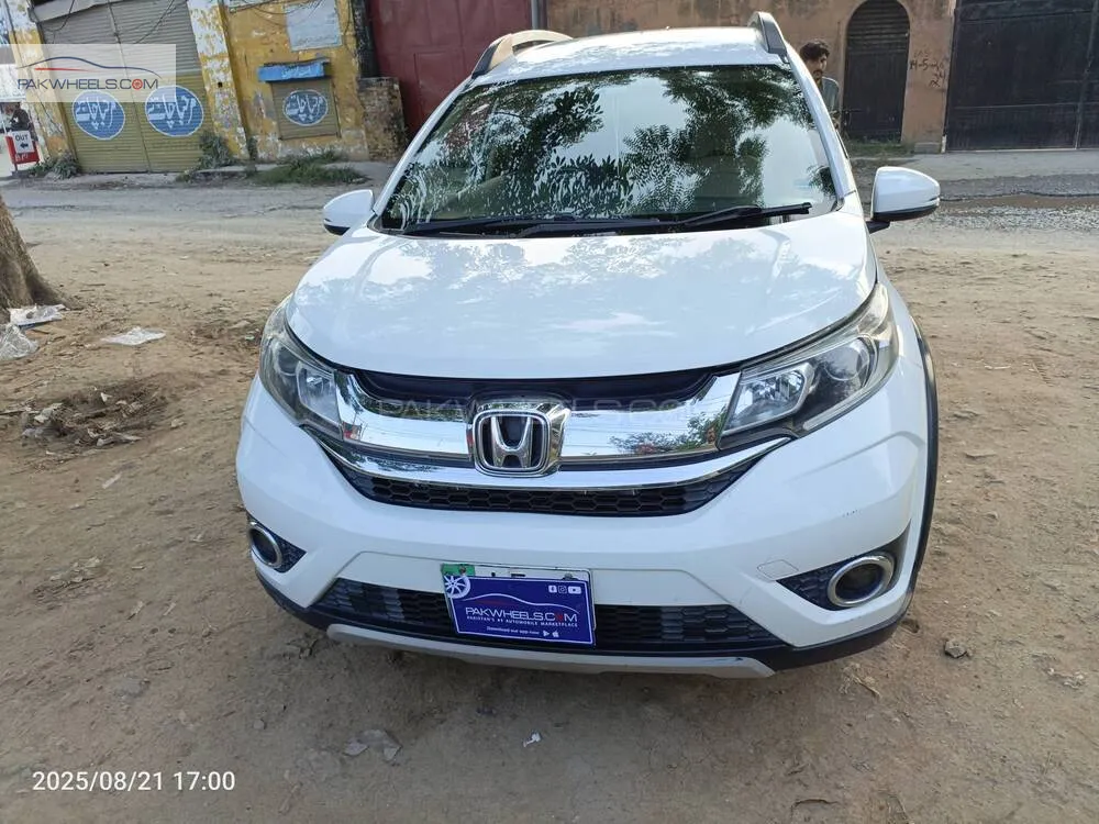 Honda BR-V 2017 for Sale in Gujranwala Image-1