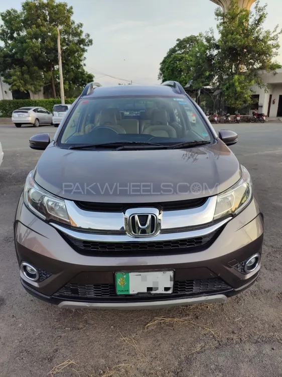 Honda BR-V 2018 for Sale in Lahore Image-1