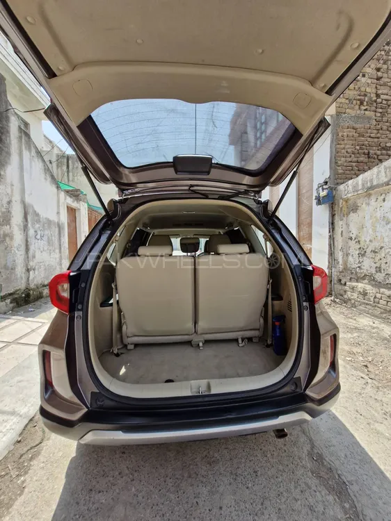 Honda BR-V 2021 for Sale in Peshawar Honda BR-V 2021 for Sale in Peshawar Image-9