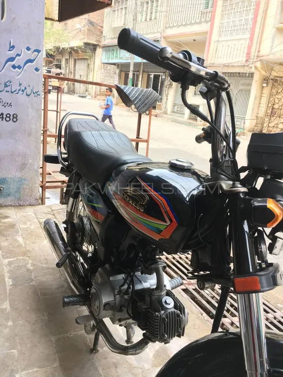 Express E-70 2018 for Sale Image-1