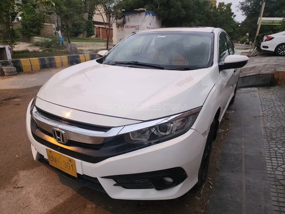 Honda Civic 2018 for Sale in Karachi Image-1