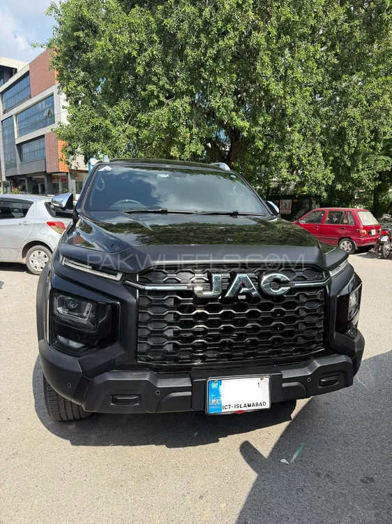 JAC T9 2025 for Sale in Islamabad Image-1