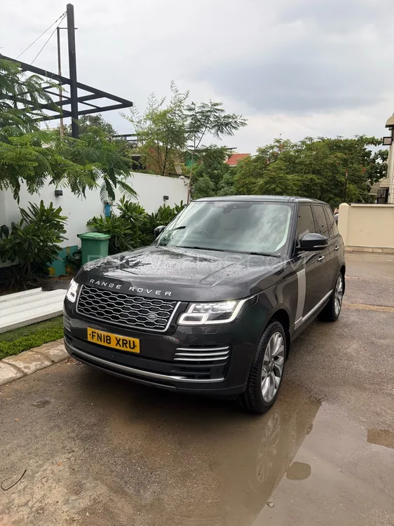 Range Rover Autobiography 2018 for Sale in Karachi Range Rover Autobiography 2018 for Sale in Karachi Image-2
