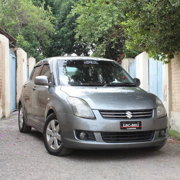 Suzuki Swift 2010 for Sale in Peshawar Image-1