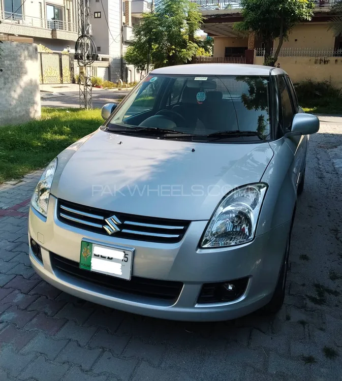 Suzuki Swift 2015 for Sale in Sialkot Image-1