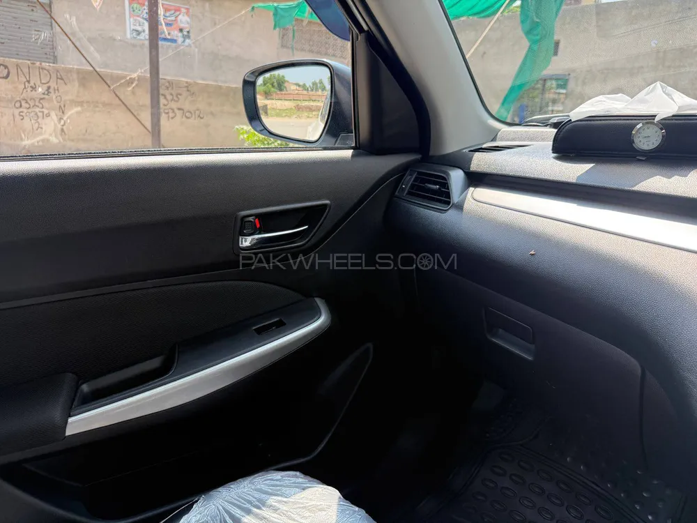 Suzuki Swift 2022 for Sale in Okara Suzuki Swift 2022 for Sale in Okara Image-16